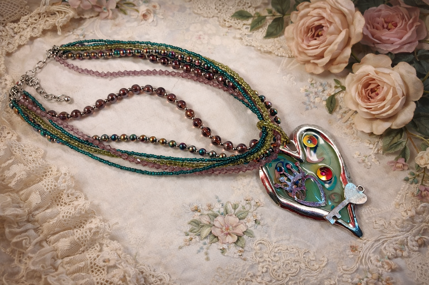 Vintage Resin Heart Statement Necklace – Multi-Strand Beaded Adjustable 20”