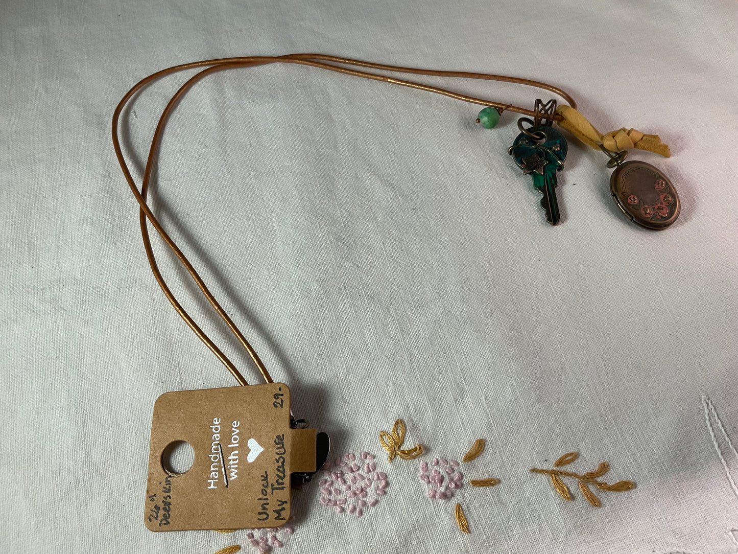 Necklace - Unlock My Treasures Locket