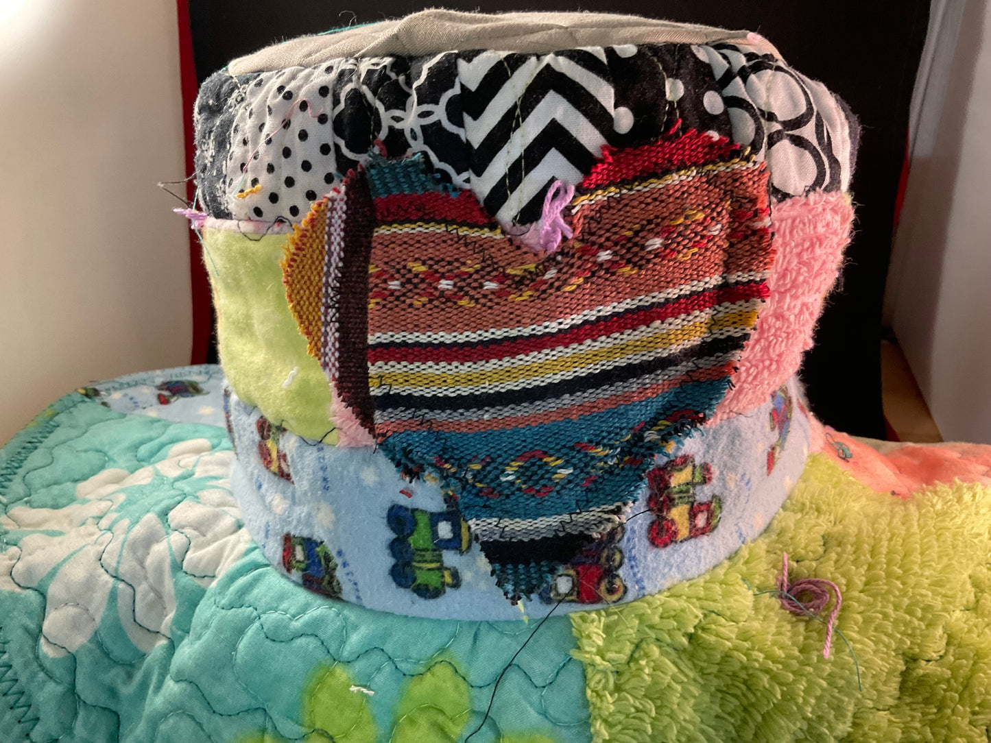 Dorothy Jean Reversible Patchwork Hat – Boho Quilted Sun Hat with Moldable Brim – Size Medium 22” Head