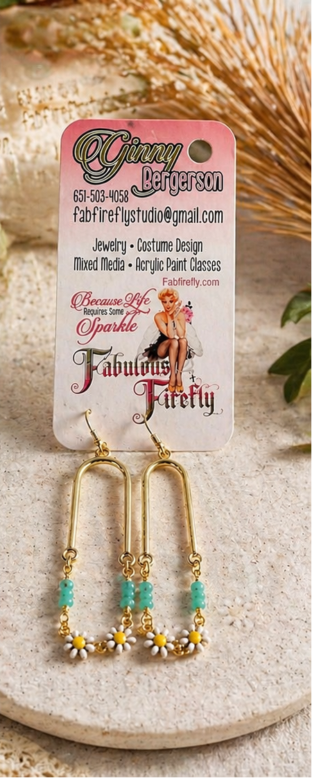 Daisy Chain Gold Drop Earrings – Acrylic Floral Beaded Earrings (Boho Statement Earrings)