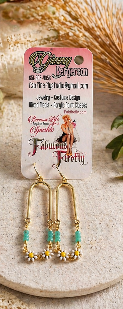 Daisy Chain Gold Drop Earrings – Acrylic Floral Beaded Earrings (Boho Statement Earrings)