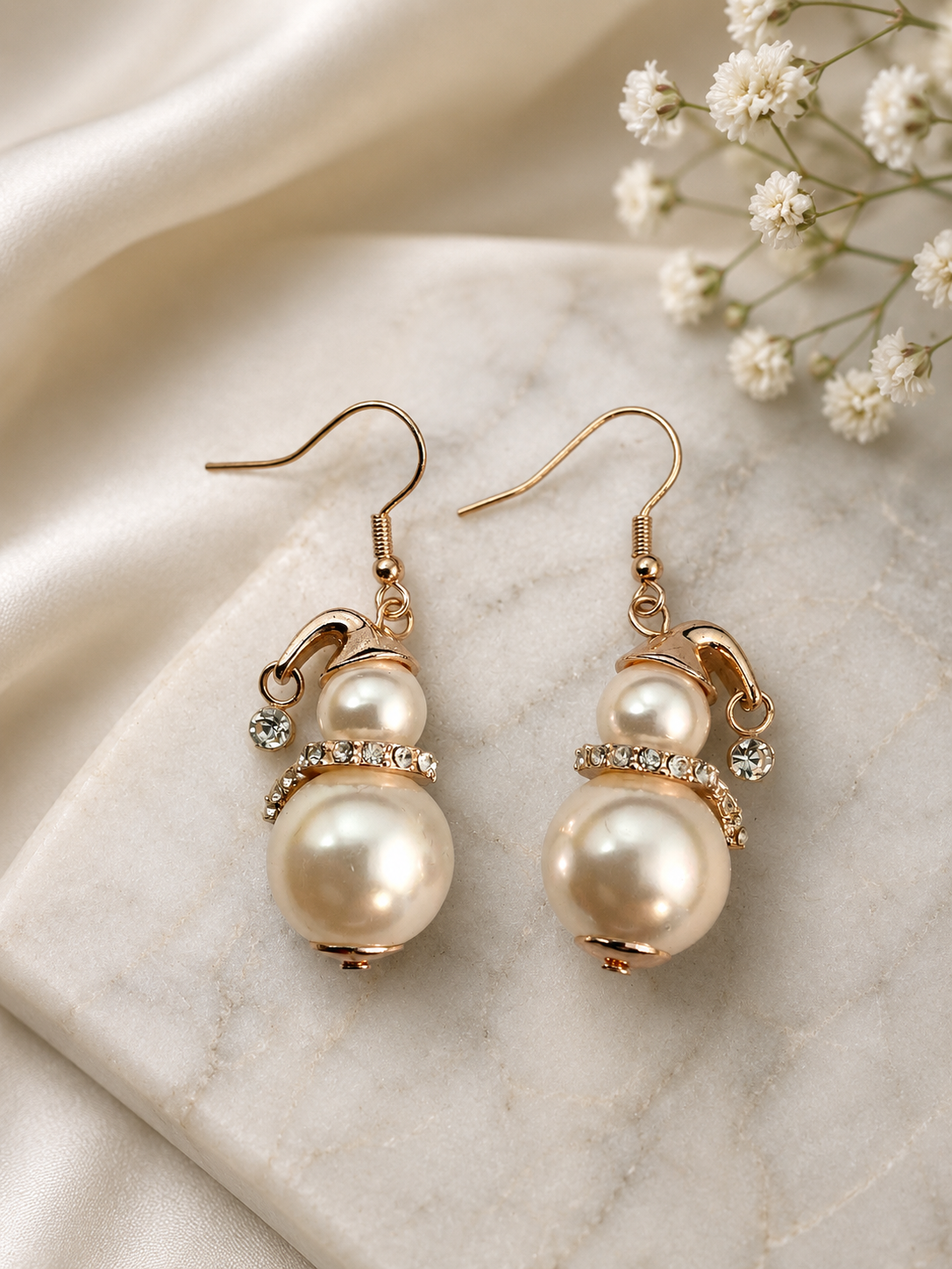 Pearl Snowman Earrings with Rhinestone Scarf – Winter Dangle Earrings
