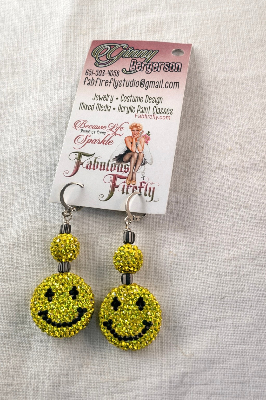 Good Vibes Sparkle Smiley Earrings