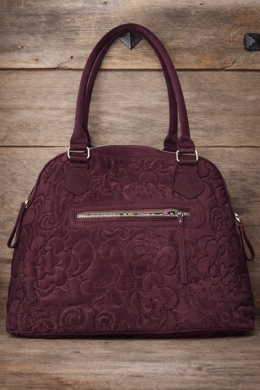 Plum Quilted Vera Bradley Handbag – Floral Lined, Multi-Pocket, Magnetic Front, Vintage Style