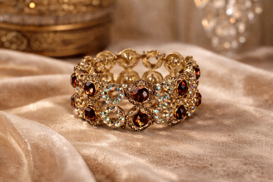 Vintage Aurora Borealis & Amber Rhinestone Stretch Bracelet – Gold Tone Crystal Statement Bracelet