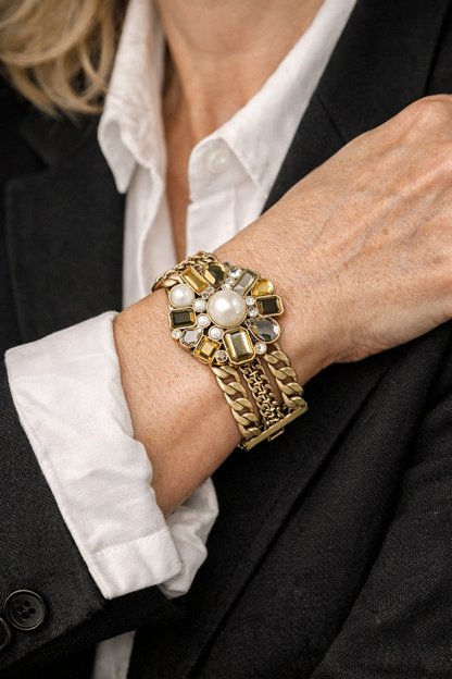 Vintage Lia Sophia Gold Chain Bracelet with Pearl & Rhinestone Medallion