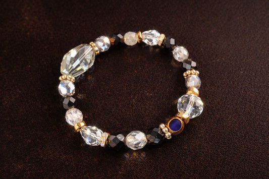 Aurora Trapeze Bracelet - 7-7.5" Stretch bracelet