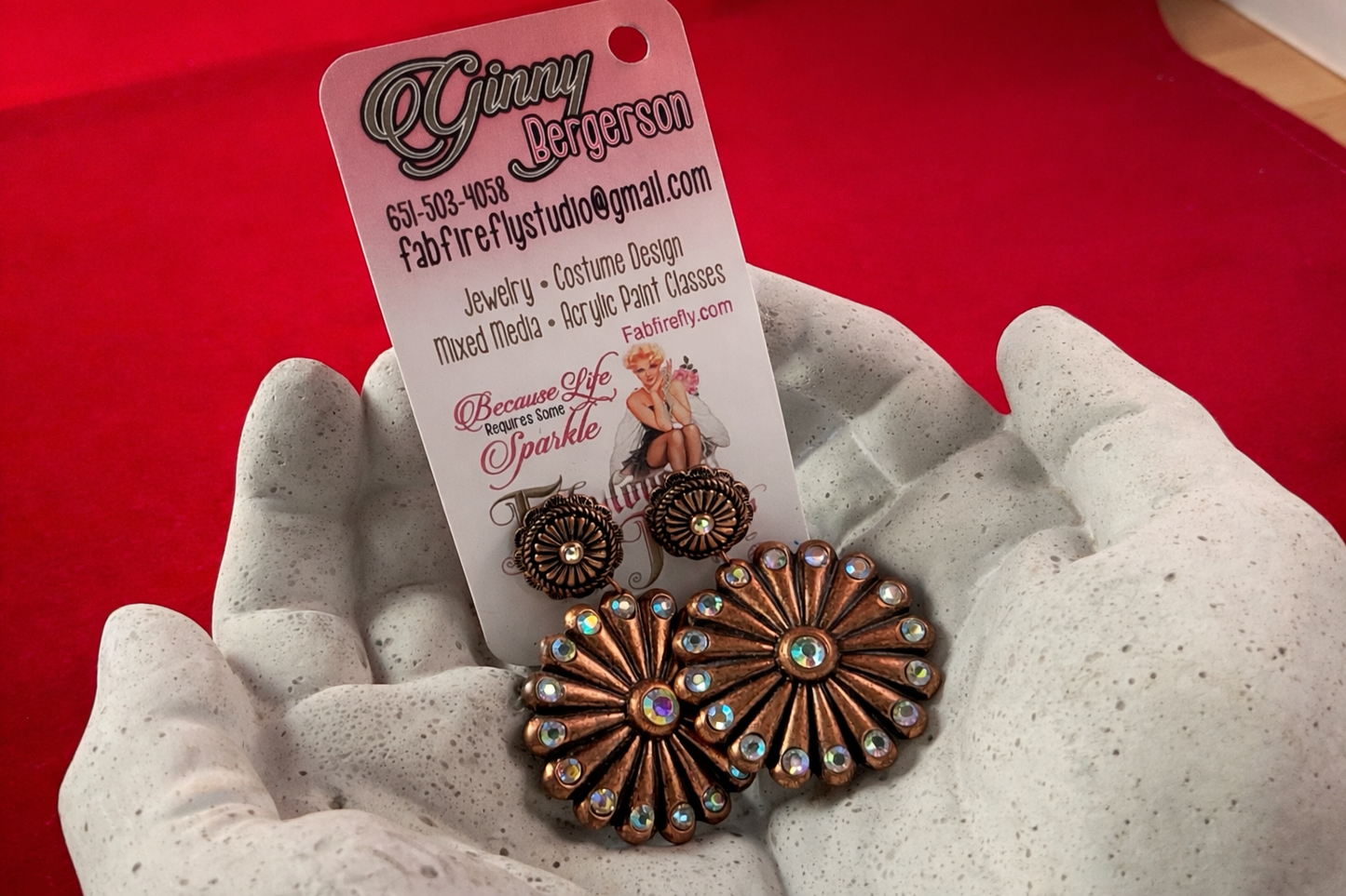 Vintage Copper Tone Rhinestone Sunburst Post Earrings – Classic Sparkle Studs