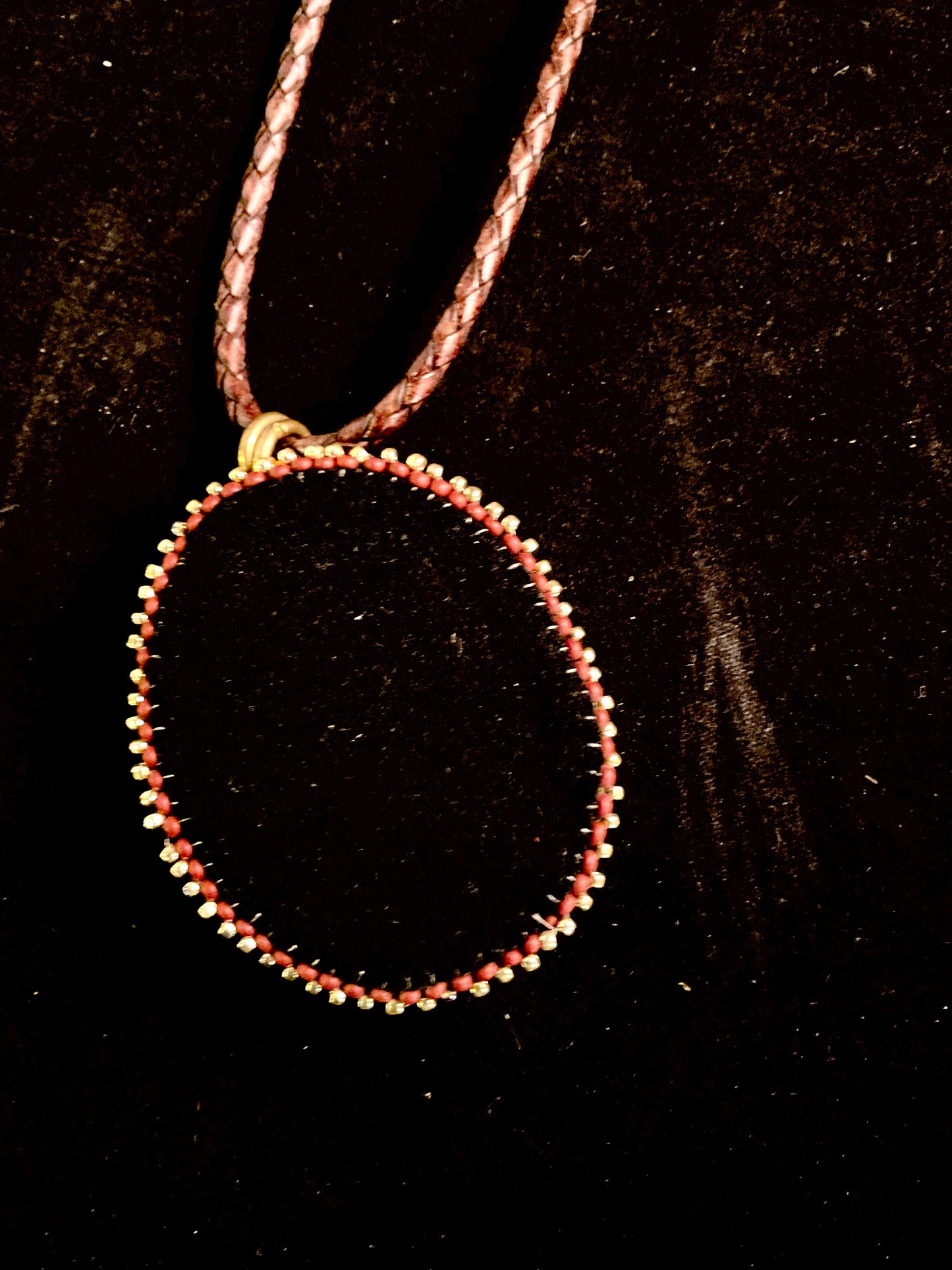 Necklace- Lonely Wolf on agate 18”