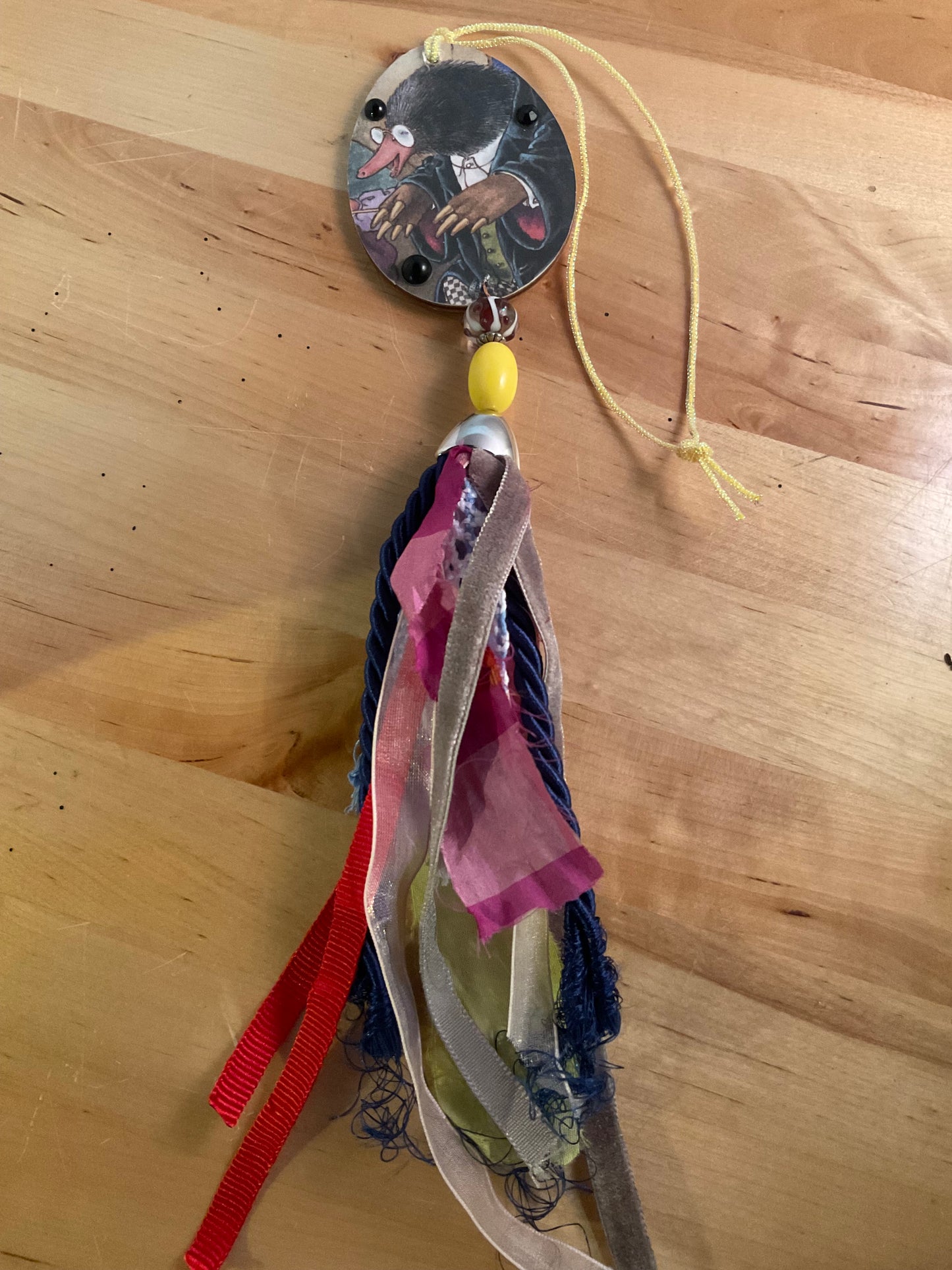 Tassel Hanger