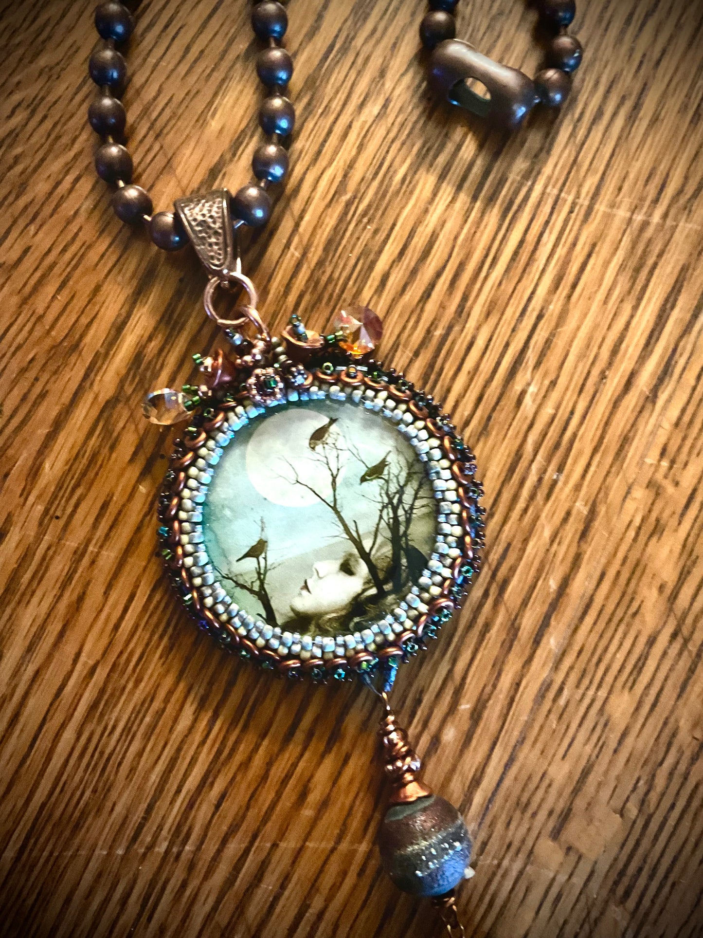 Full Moon Beauty Necklace