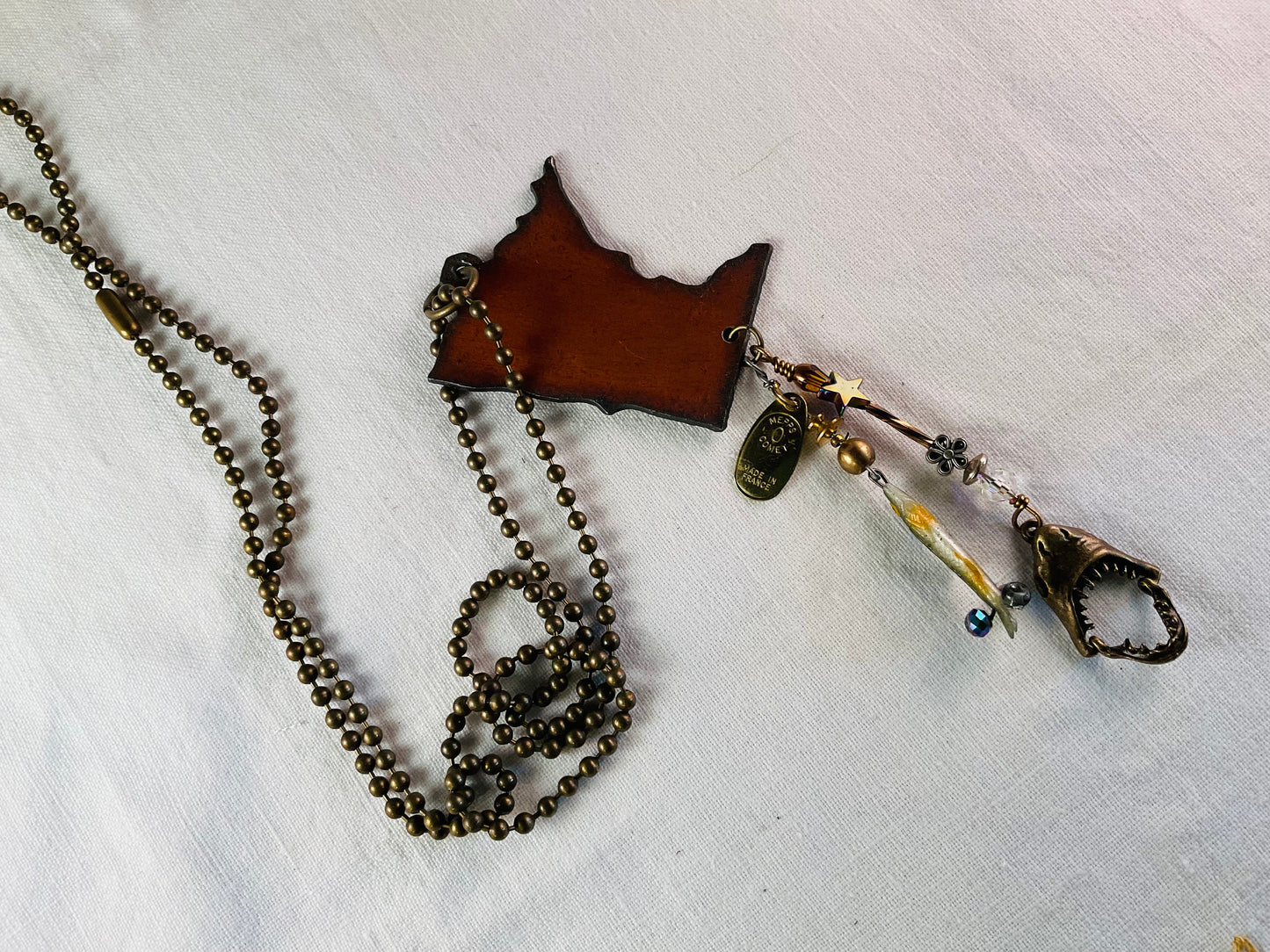 Necklace - It's a Minnesota JAWS!