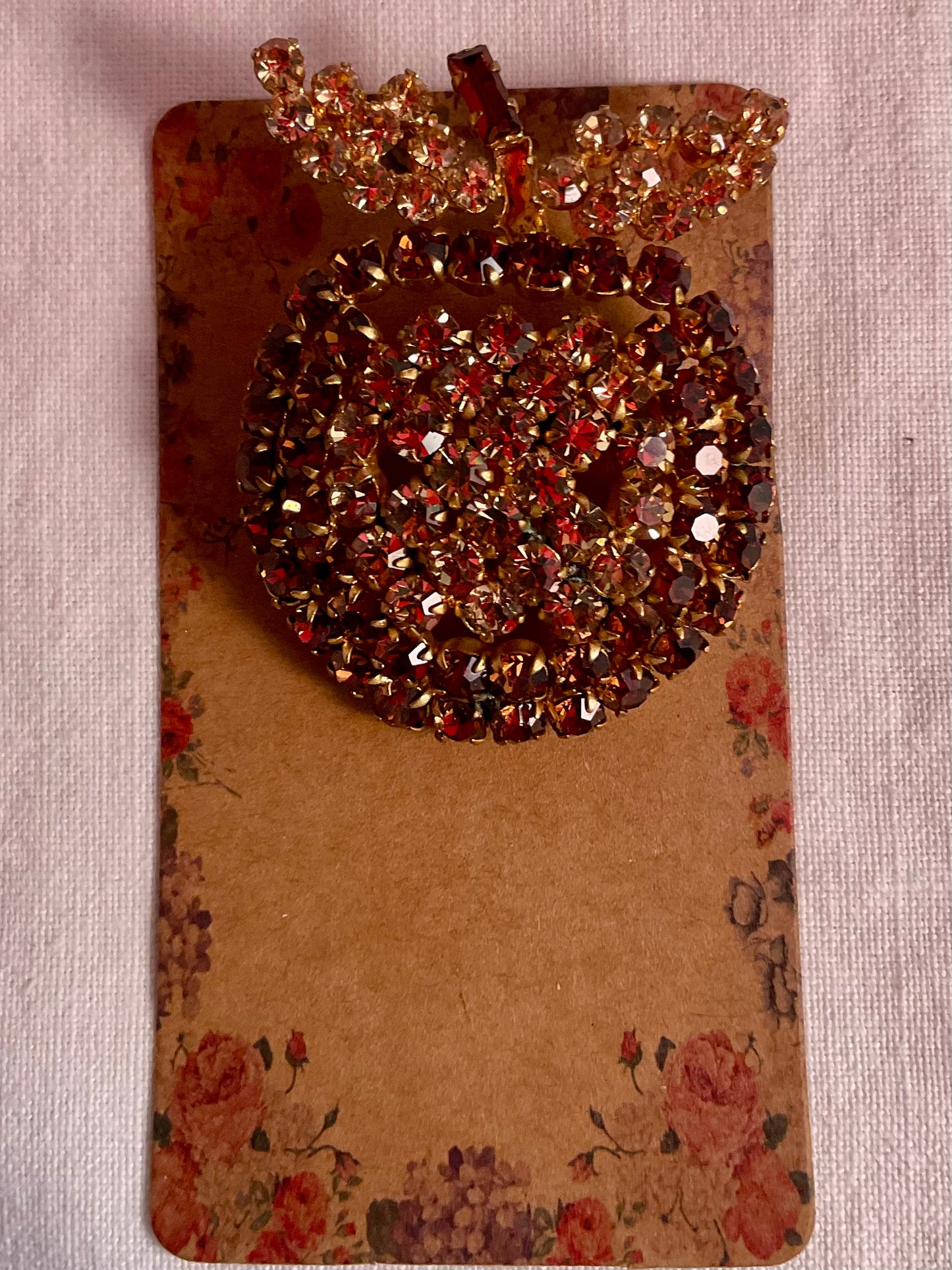 Vintage Brooch Bar – Choose Your Favorite Statement Pin!