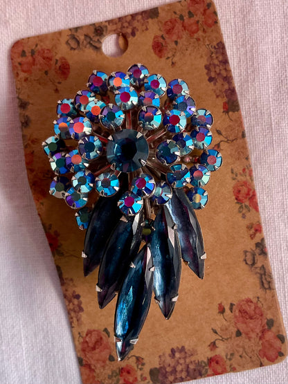 Vintage Brooch Bar – Choose Your Favorite Statement Pin!