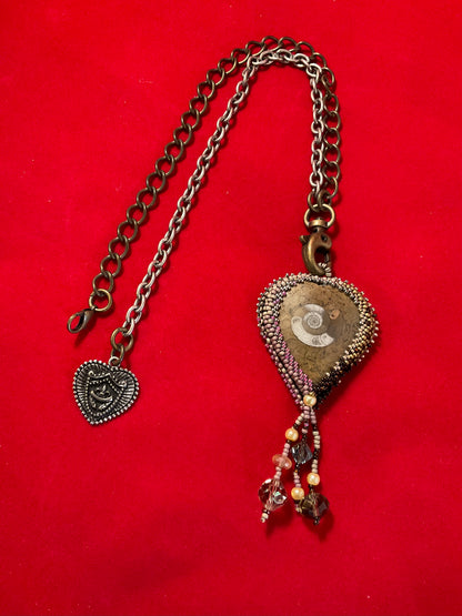 Ocean Relic – Embroidered Nautilus Crystal Talisman Necklace”