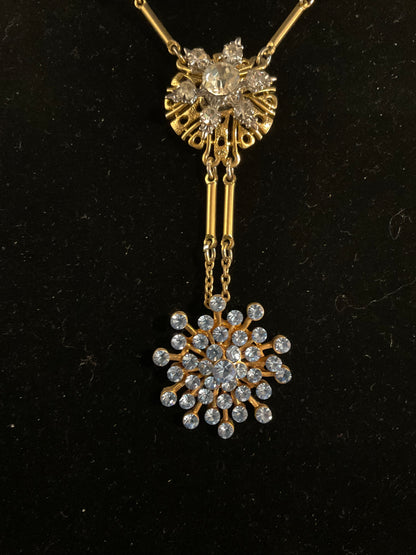 Vintage Gold Tone Rhinestone Snowflake Pendant Necklace – 18 Inch