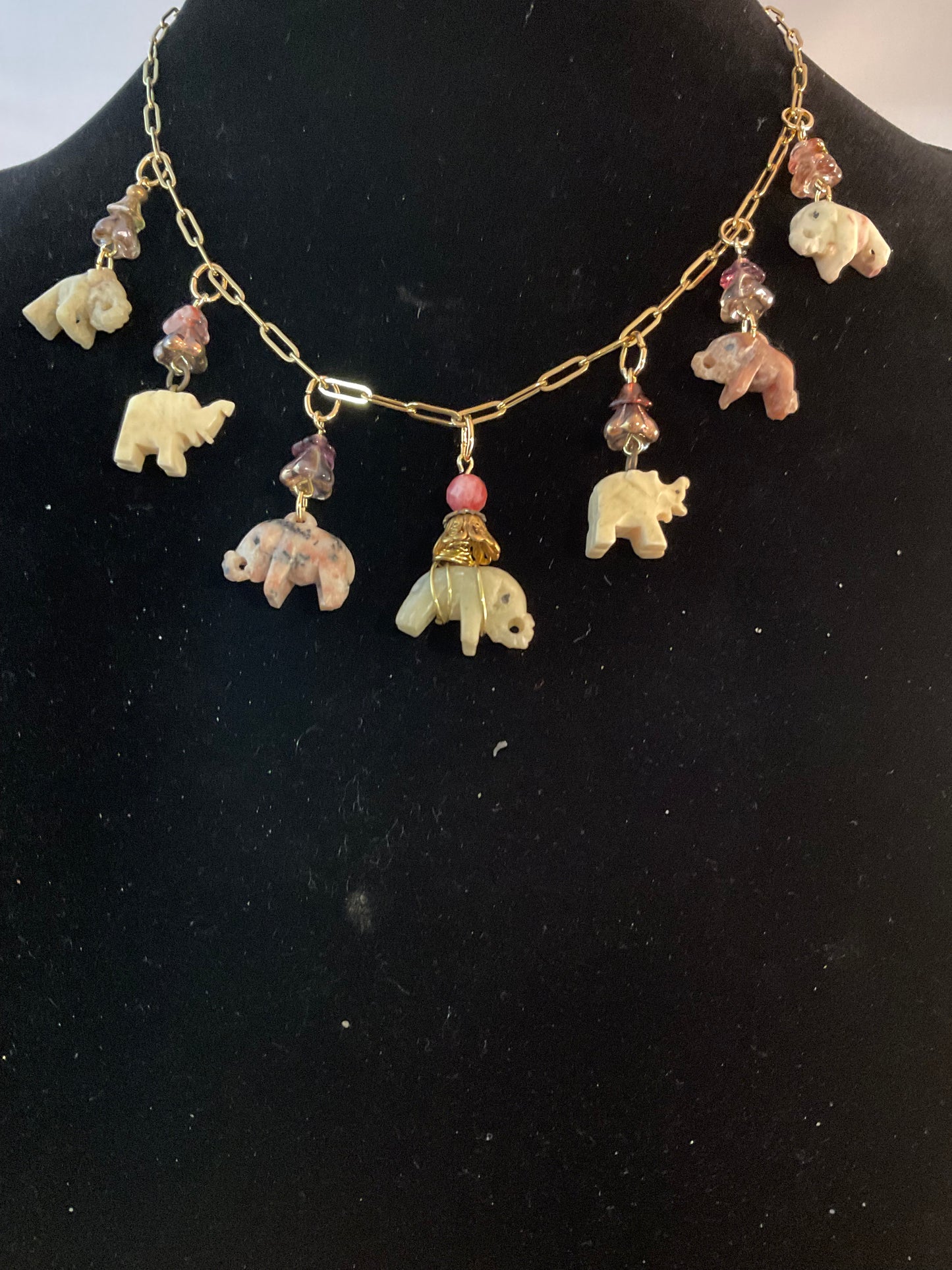 Vintage Elephant Parade Necklace – Hand-Carved Elephant Charms & Czech Glass
