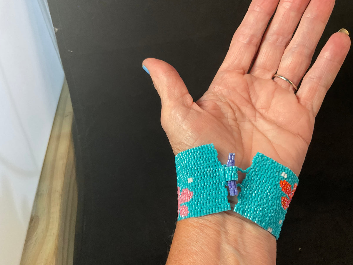 Turquoise Floral Two-Drop Peyote Bracelet – 8-Inch Wrist